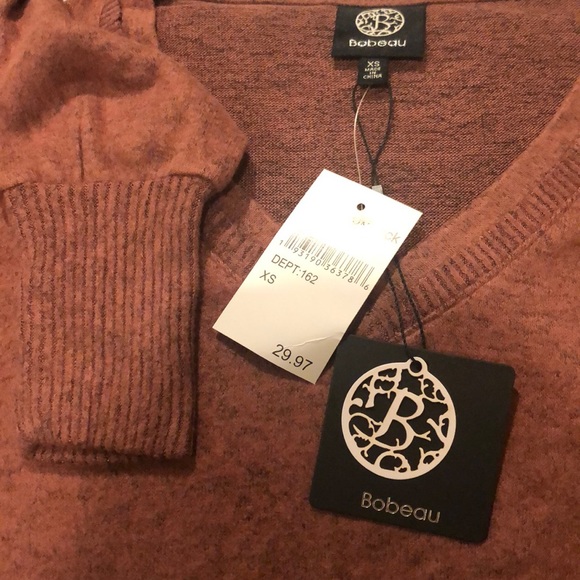 Bobeau – V-Neck Long Sleeve Sweater Dress - Picture 3 of 3